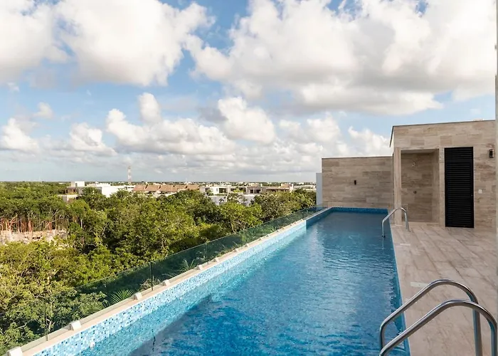 Brand New With King Bed And Rooftop Pool *