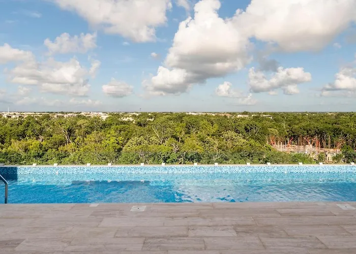 Brand New With King Bed And Rooftop Pool Apartment